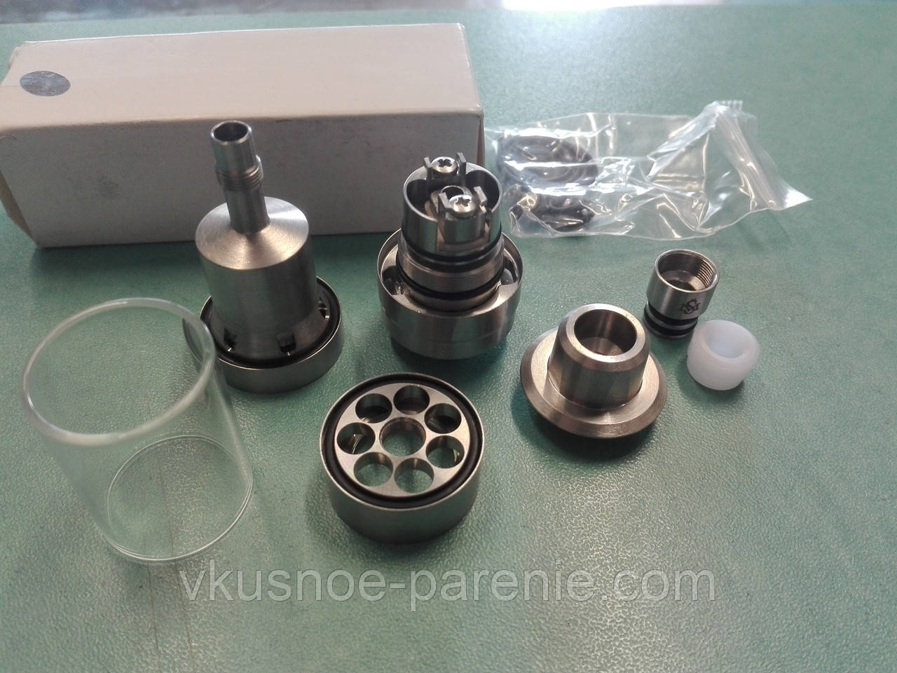 Бак обслуговується Kayfun V5 