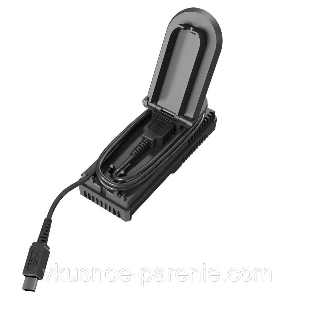 Зарядний пристрій Nitecore UM10