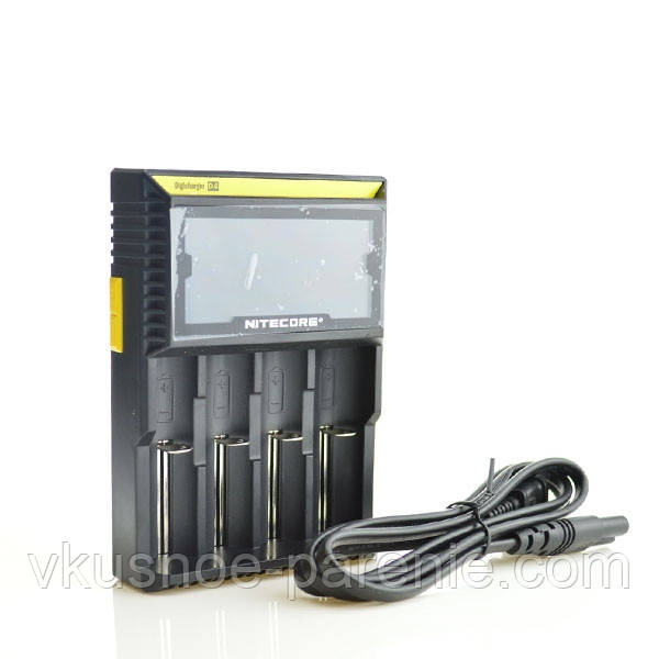Зарядний пристрій Nitecore Digicharger D4