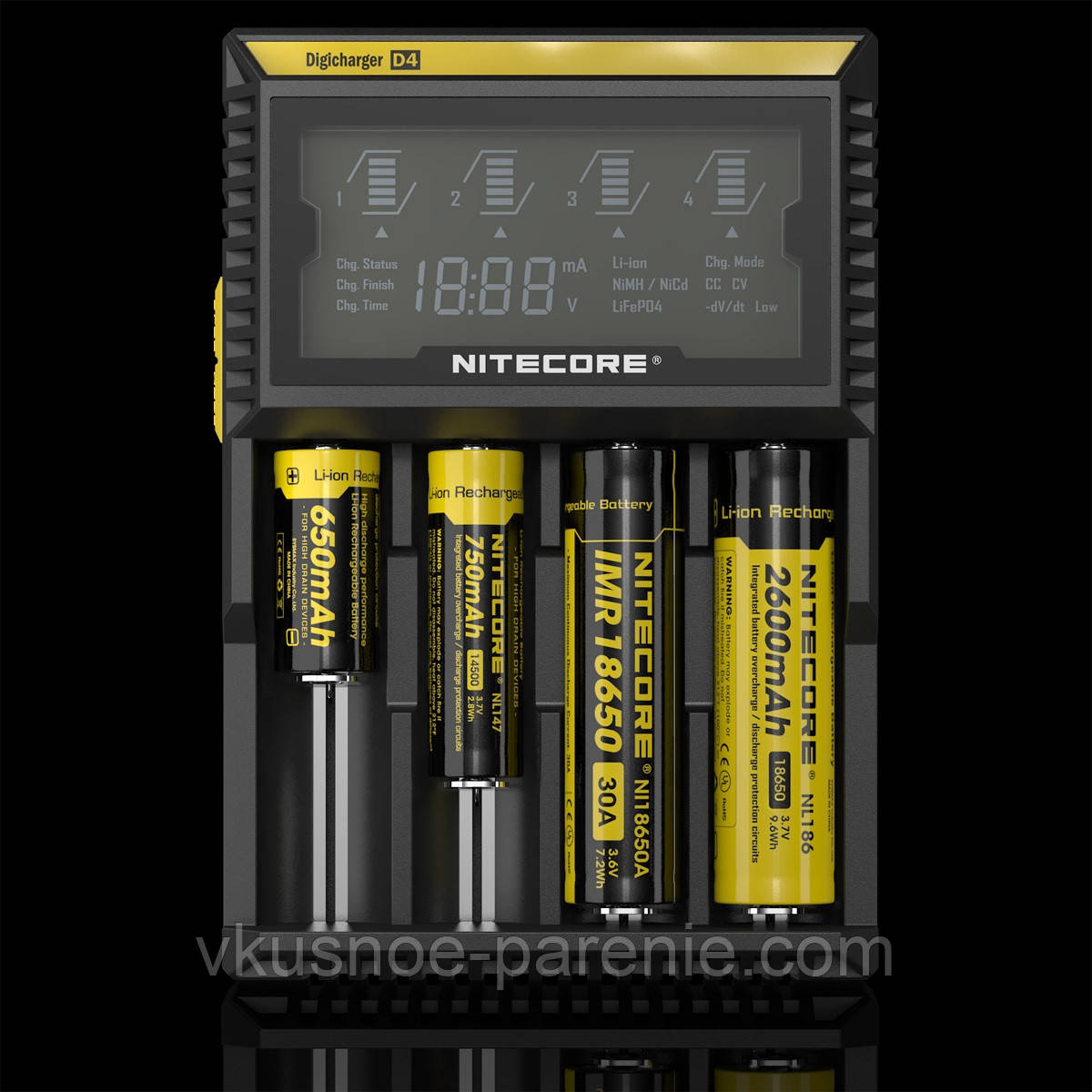 Зарядний пристрій Nitecore Digicharger D4