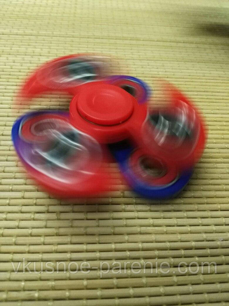 Spinner Спинер потрійний