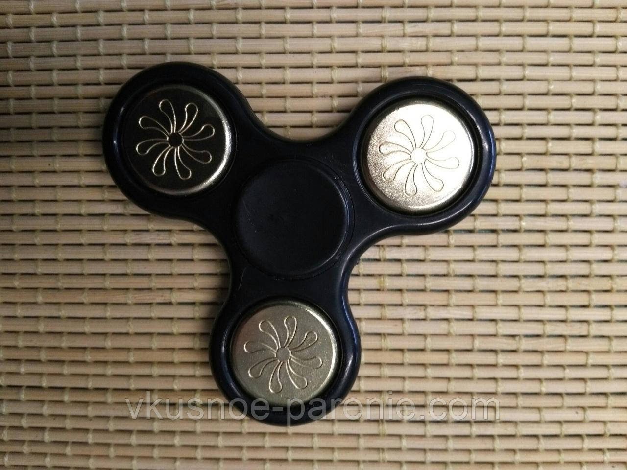Spinner Спинер тройной черный золото
